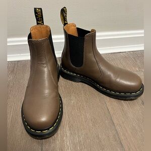 Dr Martens 2976 Yellow Stitch Artimus Chelsea Boots Size 7